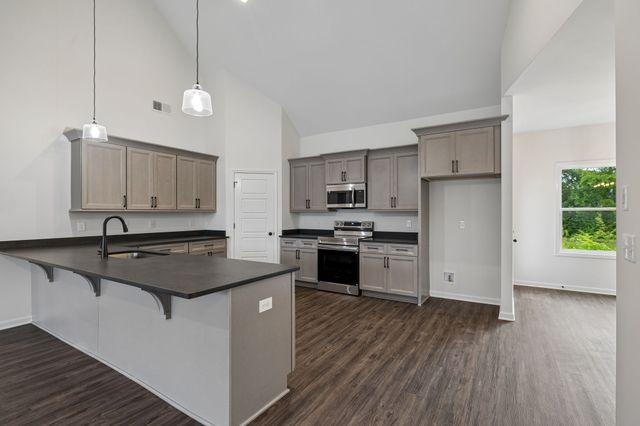 532 Buford Johnson Rd, La Vergne, TN 37086