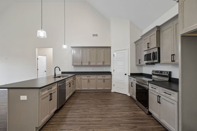 532 Buford Johnson Rd, La Vergne, TN 37086