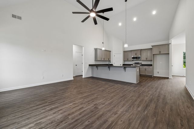 532 Buford Johnson Rd, La Vergne, TN 37086