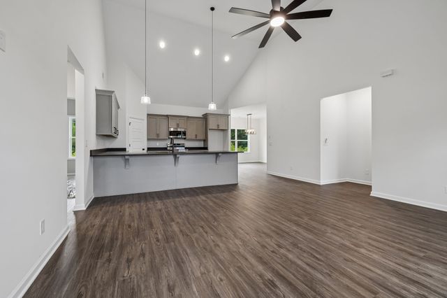 532 Buford Johnson Rd, La Vergne, TN 37086