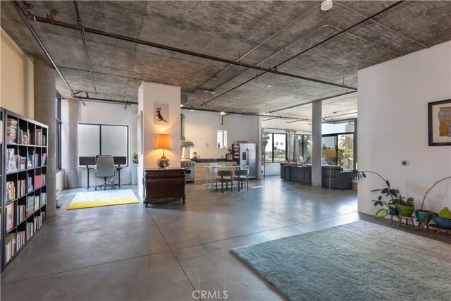 835 Locust Avenue 419, Long Beach, CA 90813