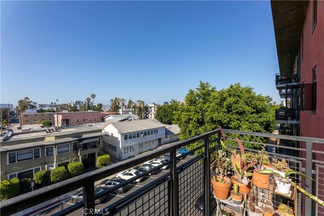 835 Locust Avenue 419, Long Beach, CA 90813