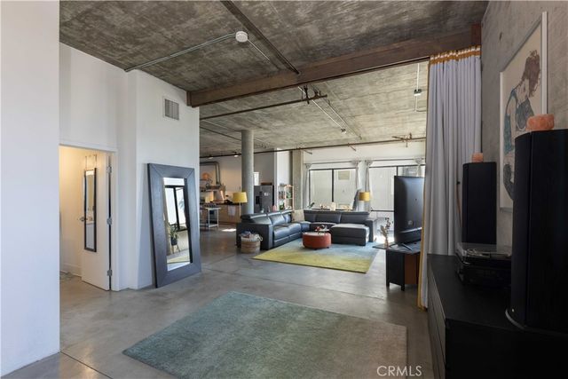 835 Locust Avenue 419, Long Beach, CA 90813