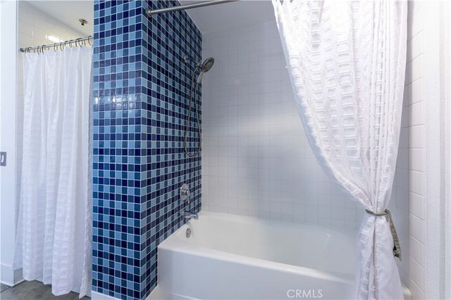 835 Locust Avenue 419, Long Beach, CA 90813