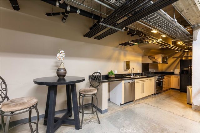 835 Locust Avenue 419, Long Beach, CA 90813