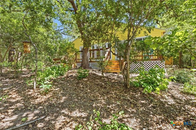 1998 Upper Elgin River Road, Elgin, TX 78621