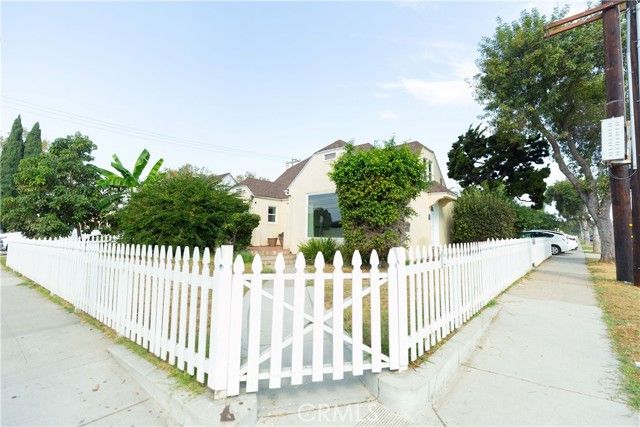 715 E McFadden, Santa Ana, CA 92701