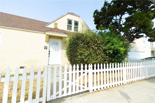 715 E McFadden, Santa Ana, CA 92701