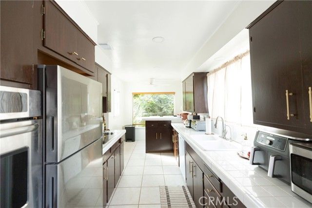 715 E McFadden, Santa Ana, CA 92701