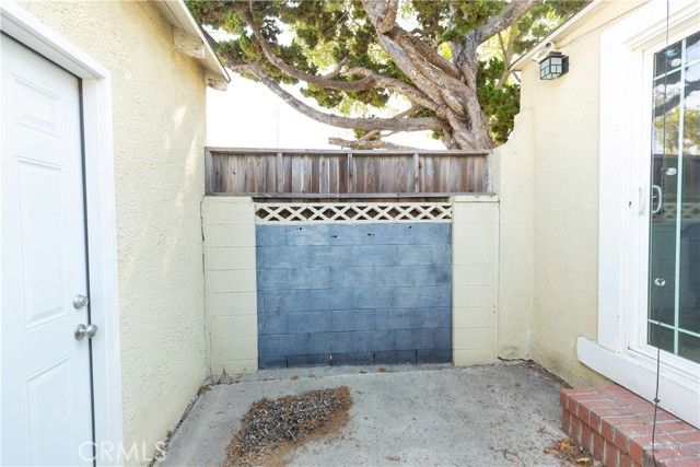 715 E McFadden, Santa Ana, CA 92701