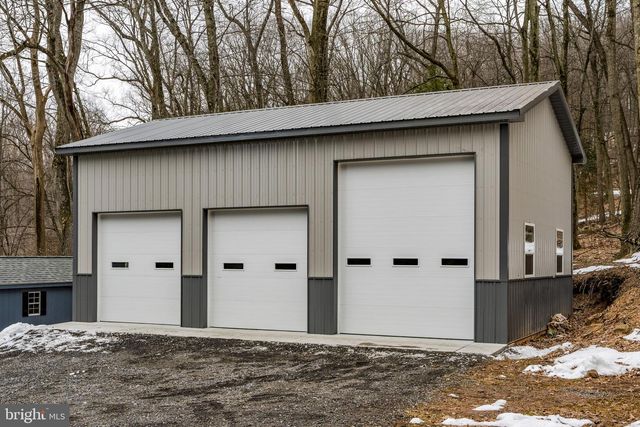 2185 WELSH RD, Mohnton, PA 19540