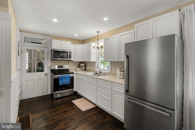 2185 WELSH RD, Mohnton, PA 19540
