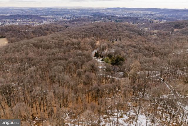 2185 WELSH RD, Mohnton, PA 19540