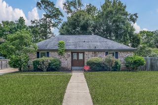 27314 Farmcreek Drive, Huffman, TX 77336