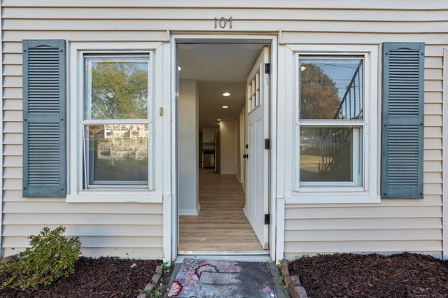 107 Dewey Street, Stratford, CT 06615