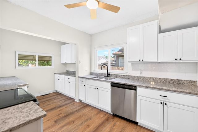 2007 Delaware Ave, New Castle, PA 16105