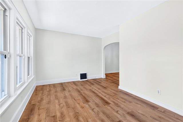 2007 Delaware Ave, New Castle, PA 16105