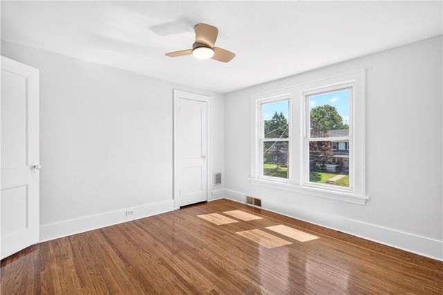 2007 Delaware Ave, New Castle, PA 16105