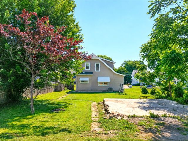 2007 Delaware Ave, New Castle, PA 16105