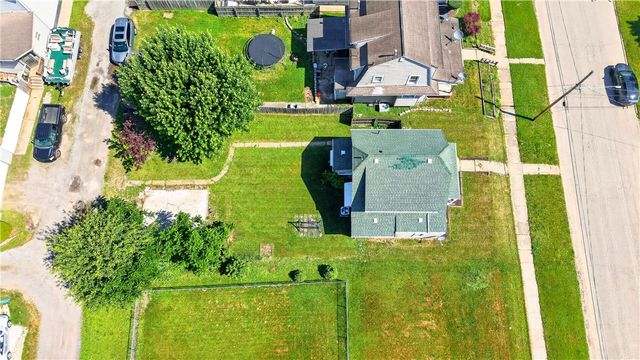 2007 Delaware Ave, New Castle, PA 16105