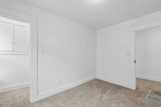 1600 N Topeka St, Wichita, KS 67214