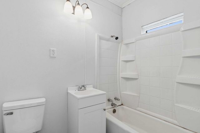 1600 N Topeka St, Wichita, KS 67214