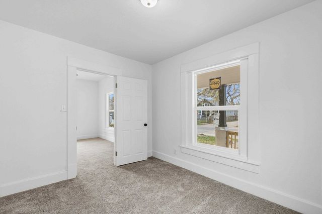 1600 N Topeka St, Wichita, KS 67214