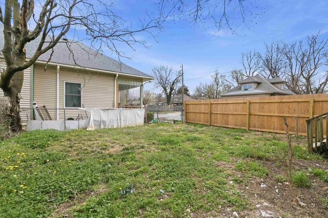 1600 N Topeka St, Wichita, KS 67214