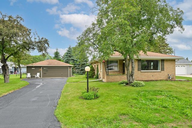 5341 S 114th STREET, Hales Corners, WI 53130