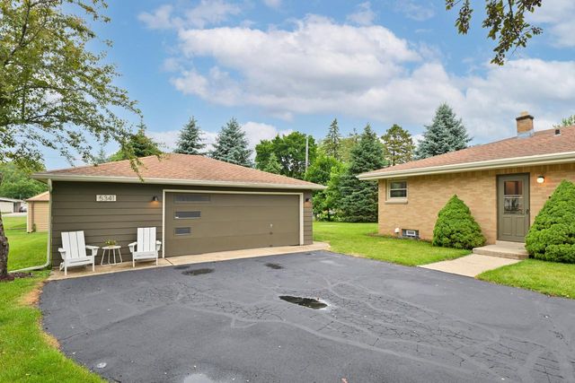 5341 S 114th STREET, Hales Corners, WI 53130