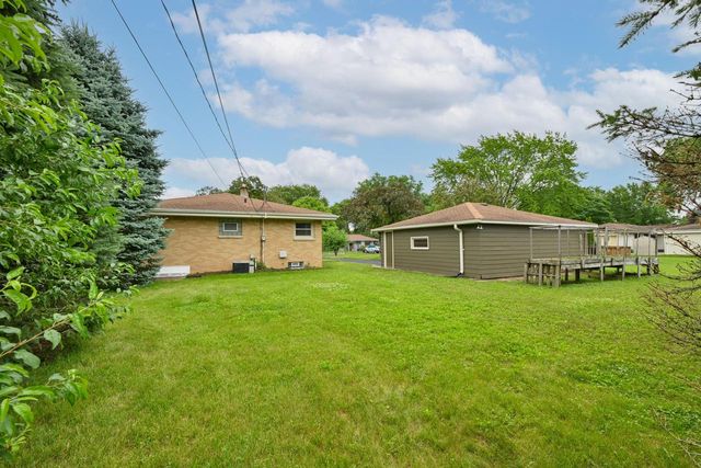 5341 S 114th STREET, Hales Corners, WI 53130