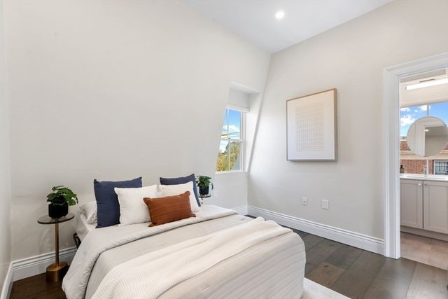 160 Norfolk St A, Cambridge, MA 02139