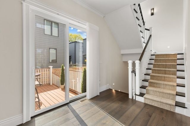 160 Norfolk St A, Cambridge, MA 02139