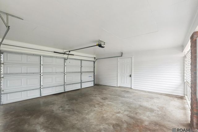 927 Bourbon Ave, Baton Rouge, LA 70808