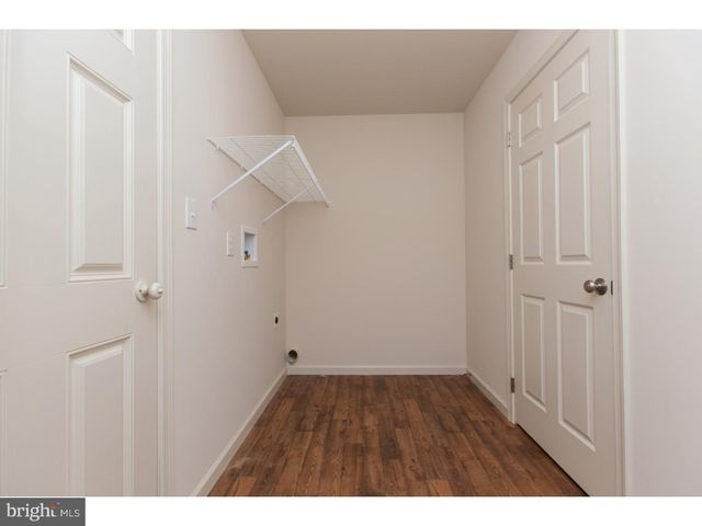 233 W WOODVIEW RD, West Grove, PA 19390