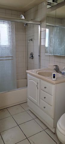 1512 Glenwood Dr, Modesto, CA 95350