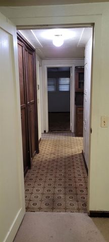 1512 Glenwood Dr, Modesto, CA 95350