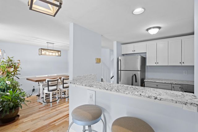 4 Clinton Court, Merrimack, NH 03054