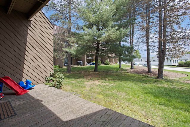 4 Clinton Court, Merrimack, NH 03054