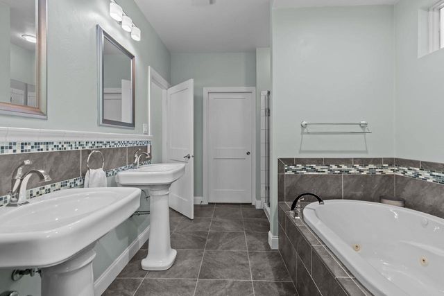N1421 MEADOW PARK DRIVE, Greenville, WI 54942