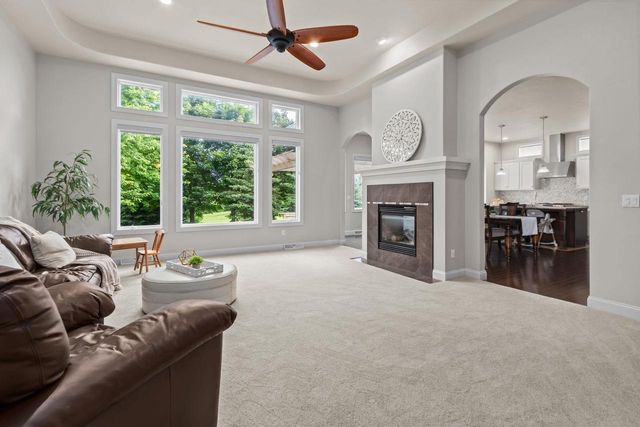 N1421 MEADOW PARK DRIVE, Greenville, WI 54942