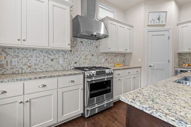 N1421 MEADOW PARK DRIVE, Greenville, WI 54942
