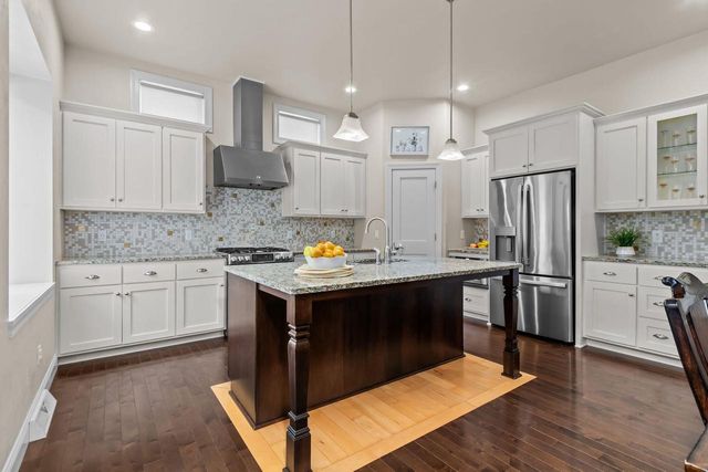 N1421 MEADOW PARK DRIVE, Greenville, WI 54942