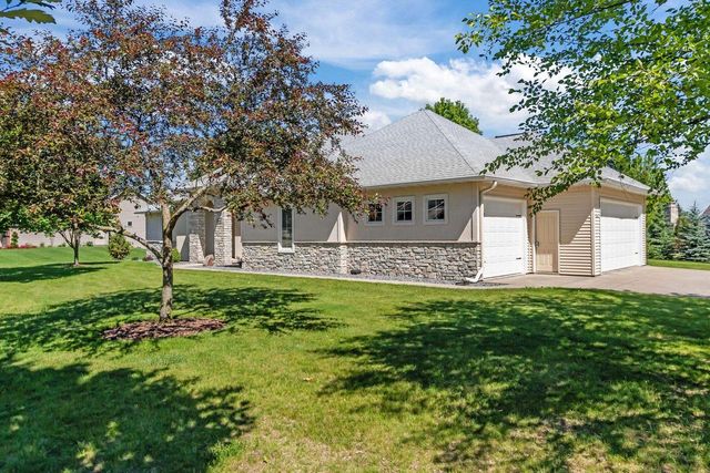 N1421 MEADOW PARK DRIVE, Greenville, WI 54942
