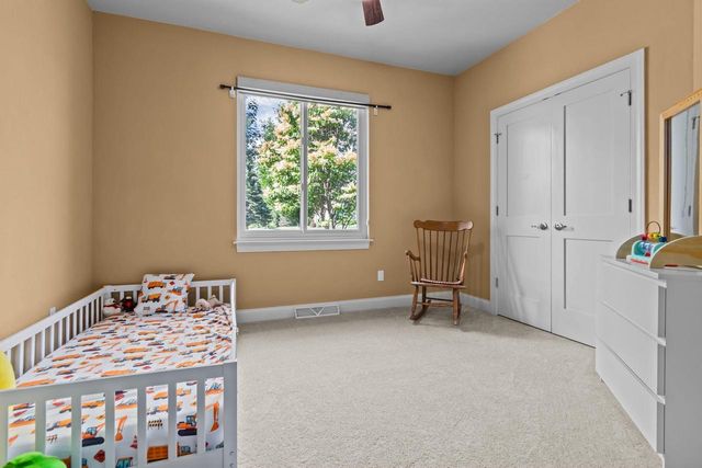 N1421 MEADOW PARK DRIVE, Greenville, WI 54942