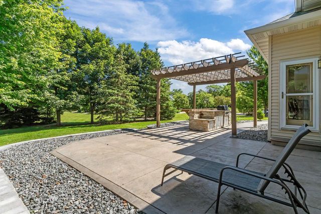 N1421 MEADOW PARK DRIVE, Greenville, WI 54942