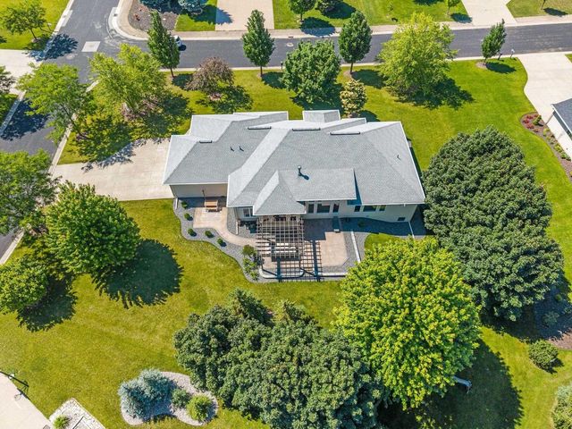 N1421 MEADOW PARK DRIVE, Greenville, WI 54942