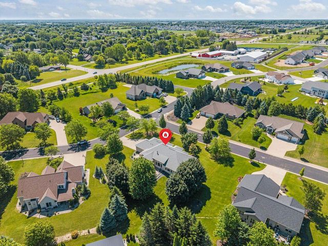 N1421 MEADOW PARK DRIVE, Greenville, WI 54942
