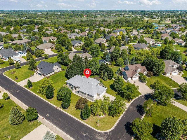 N1421 MEADOW PARK DRIVE, Greenville, WI 54942