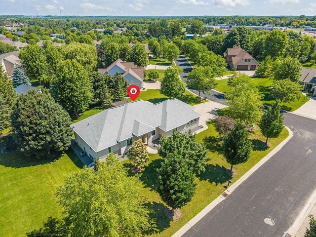 N1421 MEADOW PARK DRIVE, Greenville, WI 54942